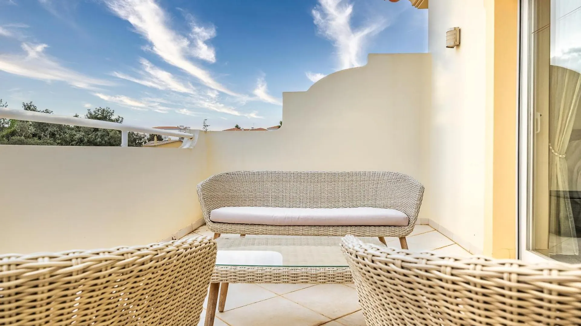 Luxury 4 Bed Villa With Private Pool Oasis Parque, Alvor At16 Portimao